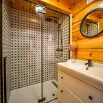Nini House * Giże
