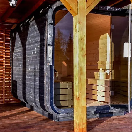 Nini House * Gize