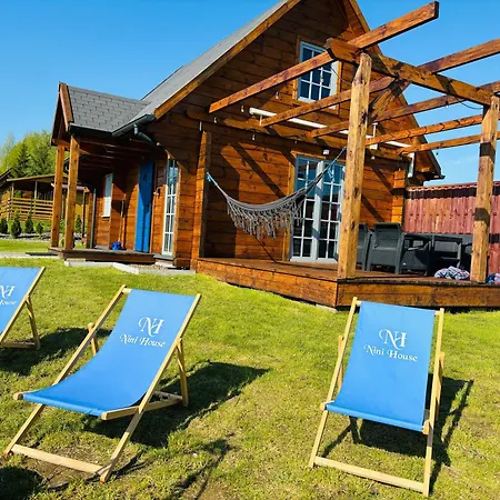 Nini House